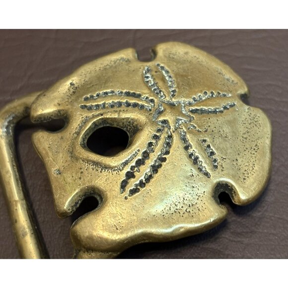 70s Sand Dollar Seashell Ocean Beach Solid Brass Vintage Belt Buckle - Picture 3 of 7